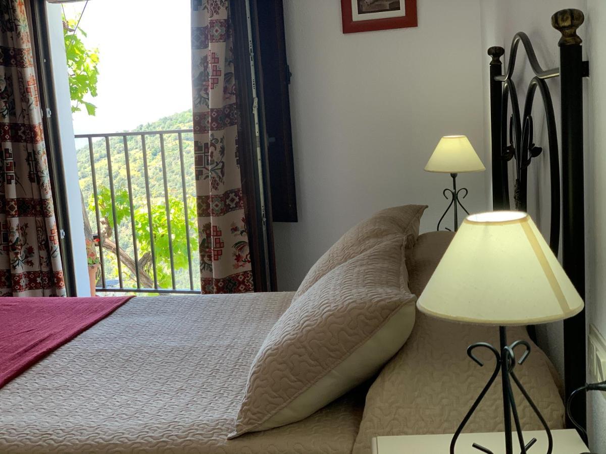Hostal Atalaya En Capileira Cb Eksteriør bilde