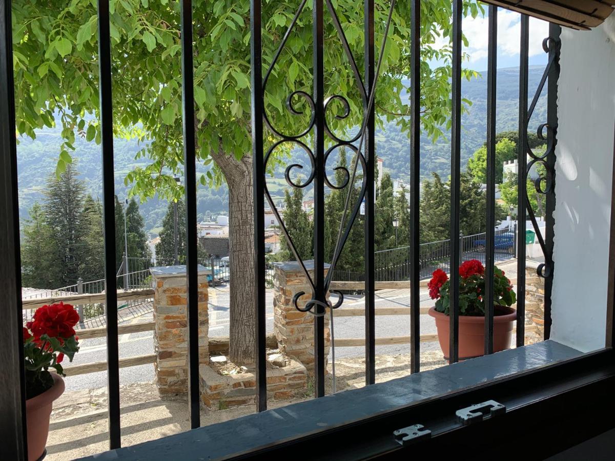 Hostal Atalaya En Capileira Cb Eksteriør bilde
